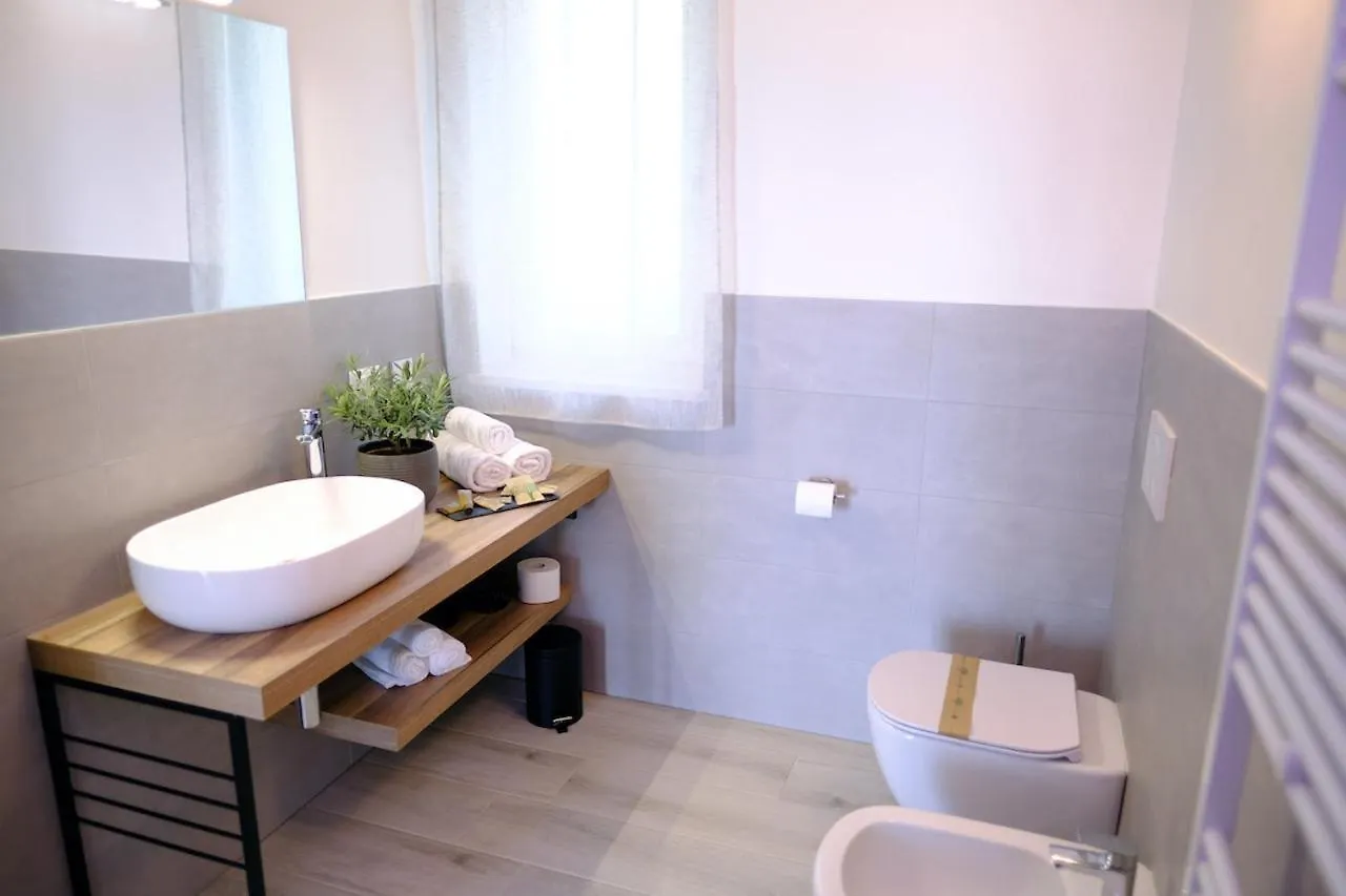Villa Nina - Apartments & Relax Caprino Veronese