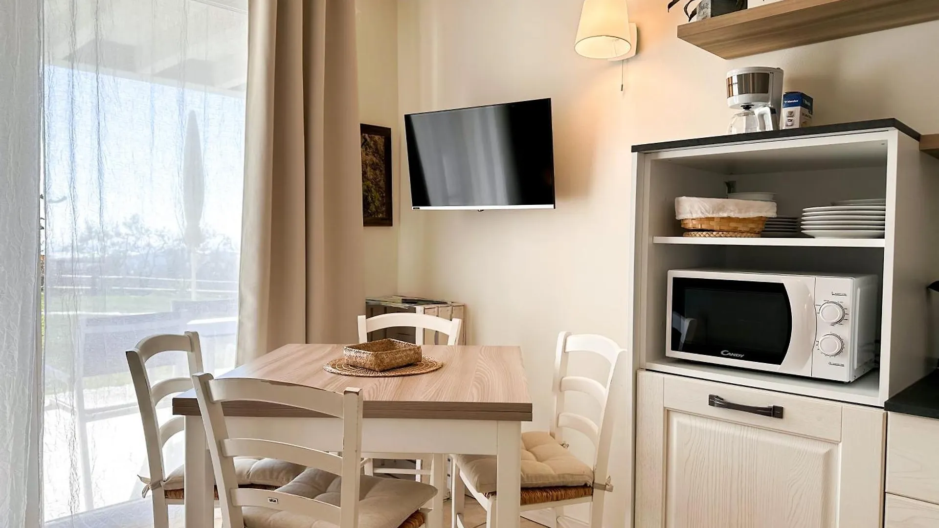 Villa Nina - Apartments & Relax Caprino Veronese